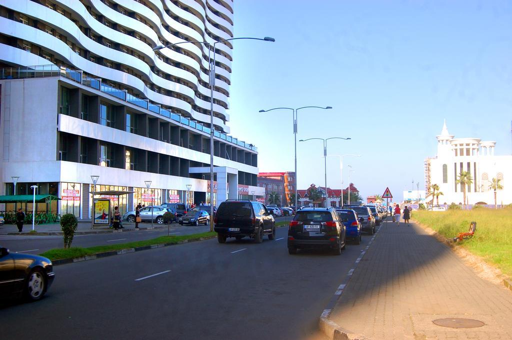 Irina Apartment 1 Batoemi Buitenkant foto