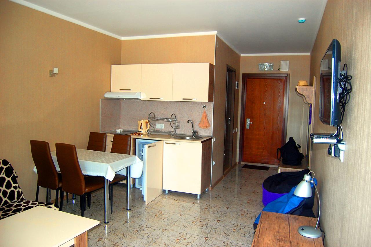 Irina Apartment 1 Batoemi Buitenkant foto
